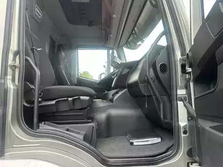Truck 2019 Iveco Trakker 500 10X4 KIPPER/TIPPER./PIET RUIZEVELD 26M3 (16)