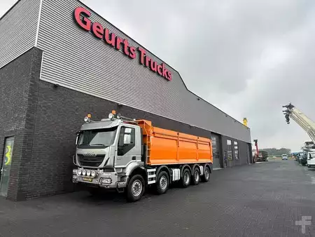 Truck 2019 Iveco Trakker 500 10X4 KIPPER/TIPPER./PIET RUIZEVELD 26M3 (2)