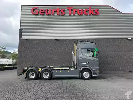 Lastkraftwagen 2024 Scania S660 V8 6X4 B6X4 NB HAAKARM/ABROLLER/CONTAINERSYSTEEM (5)