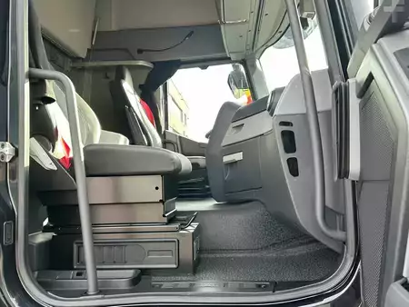 Lastkraftwagen 2018 Renault T440 6X2 OPRIJWAGEN/MACHINERYTRANSPORTER/MACHINETAXI (20)