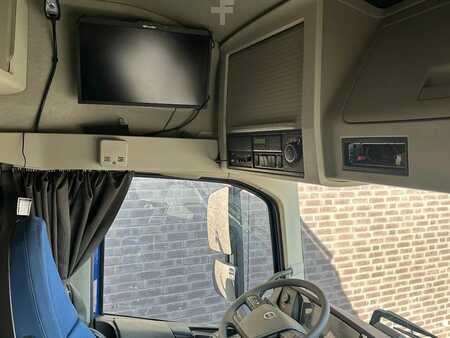 Lastkraftwagen 0 Volvo FH 500 6X2 VDL S-21-6400 HAAKARM / ABROLLKIPPER/ HOOKLIFT (16)