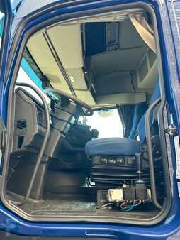 Lastkraftwagen 0 Volvo FH 500 6X2 VDL S-21-6400 HAAKARM / ABROLLKIPPER/ HOOKLIFT (9)