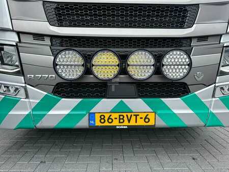 Ciężarówka 2023 Scania R770 8X2 TRIPLE VDL S30-6700 HAAKARMSYSTEEM / ABROLLKIPPER / HOO (20)