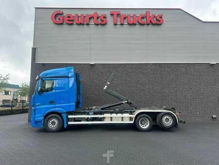 Mercedes-Benz Actros 2545 6X2 MET HIAB MULTILIFT XR21S61 HAAKARMSYSTEEM / ABRO