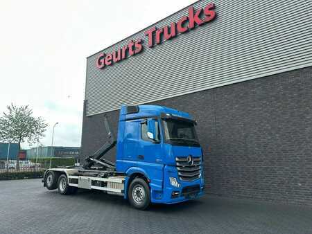 Mercedes-Benz Actros 2545 6X2 MET HIAB MULTILIFT XR21S61 HAAKARMSYSTEEM / ABRO