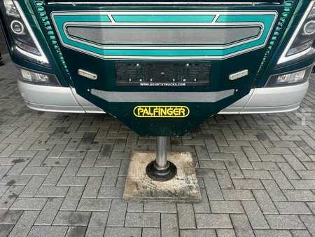 Kamion 0 Volvo FH 16.650 8X4 TREKKER MET PALFINGER PK 165002 G TEC 7 +JIB PJ240 (19)