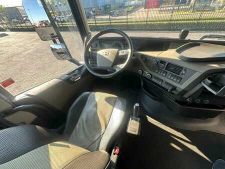 Truck 0 Volvo FH 540 8X4 TREKKER / BAKWAGEN MET PALFINGER PK135.002 TEC7 + JIB (18)