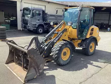 Hjullæsser 2019 Volvo L20F Radlader hydr. SW 4:1 Klappschaufel Gabel (1)