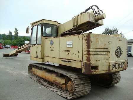 Rupsgraafmachines 1991 EWK PL820R Teleskopbagger (1)