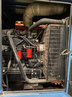 Power Generator 2011 SDMO J165 (3)