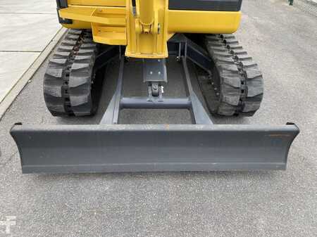 Escavatori cingolati 2022 Komatsu PC58-8 (8)