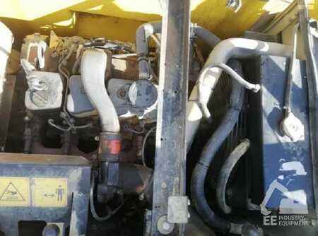 Bæltegraver 2007 New Holland Construction E 145 (7)