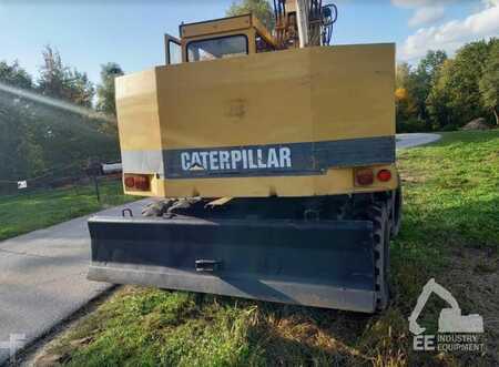 Caterpillar 206 B FT