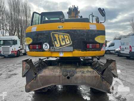 JCB JS 130