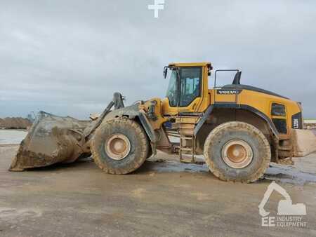 Volvo L 220 H2