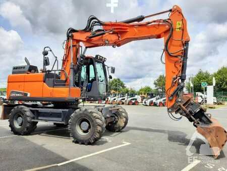 Mobilní bagry 2019 Doosan DX 140 W-5 (1)