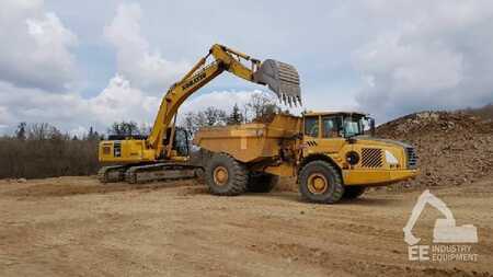 Pelles sur chenilles 2015 Komatsu PC 360 NLC-10 (1)