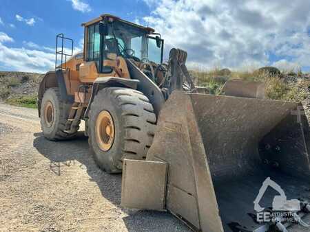 Kolové nakladače 2014 Volvo L 150 H (1)