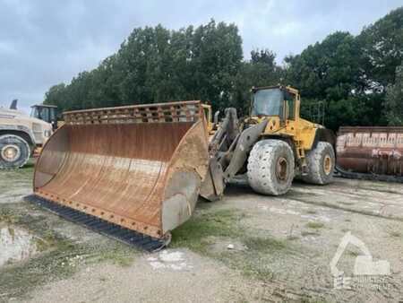 Pale Gommate 2005 Volvo L 220 E (5)