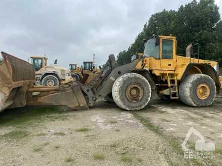 Pale Gommate 2005 Volvo L 220 E (6)