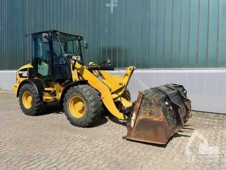 Pale Gommate 2018 Caterpillar 908 M (1)