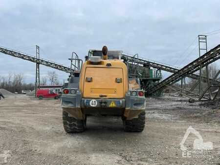 Kolové nakladače 2015 Liebherr L 580 (10)