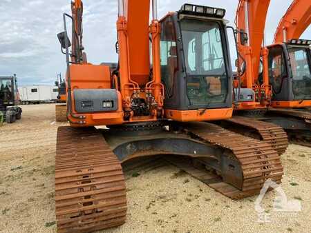 Hydraulic Excavators 2017 Doosan DX 225 LC-3 (3)