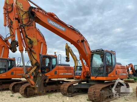 Hydraulic Excavators 2017 Doosan DX 225 LC-3 (4)