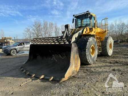 Volvo L 220 E