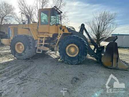 Volvo L 220 E