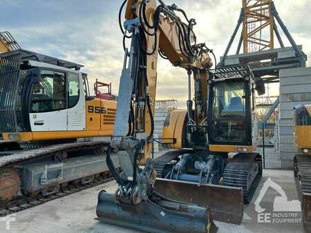 Liebherr R 914