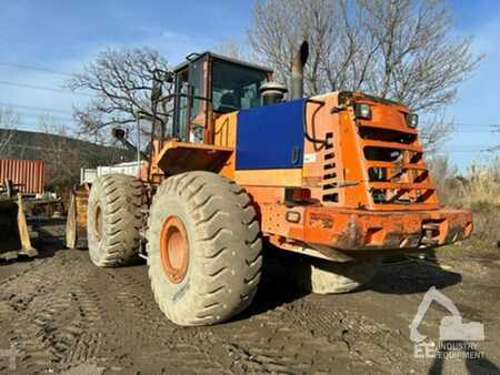 Kolové nakladače 2000 Fiat-Hitachi W 270 (10)