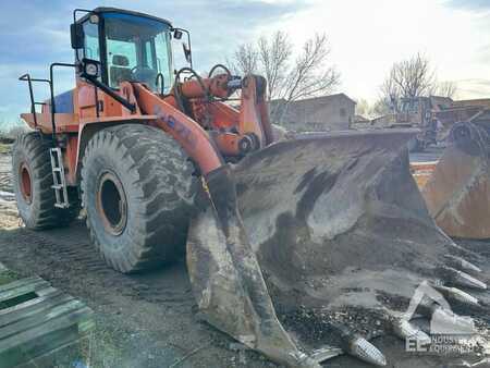 Kolové nakladače 2000 Fiat-Hitachi W 270 (5)