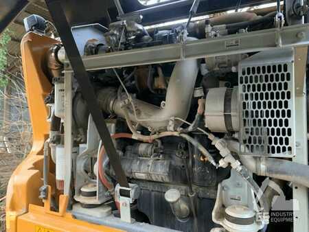 Escavadora de rastos 2023 Liebherr R 920 COMPACT LC (6)