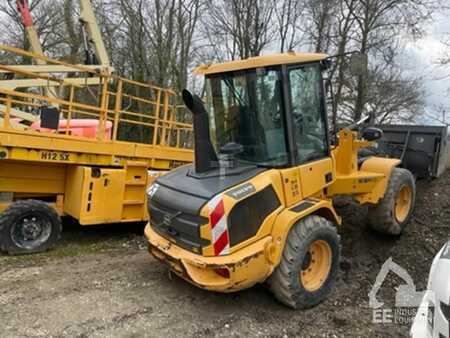 Pyöräkuormaajat 2015 Volvo L 30 G (1)