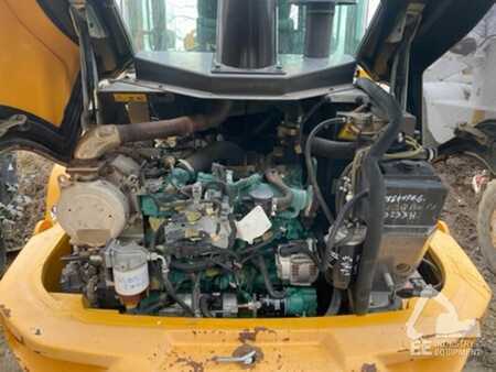 Pyöräkuormaajat 2015 Volvo L 30 G (6)