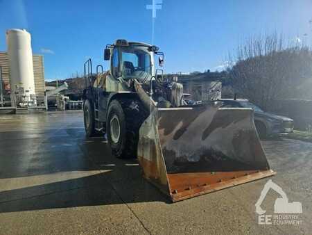 Kerekes rakodó 2009 Liebherr L 550 2 plus 2 (1)