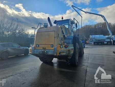 Kerekes rakodó 2009 Liebherr L 550 2 plus 2 (10)