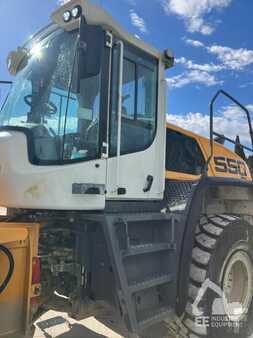 Kerekes rakodó 2021 Liebherr L 550 X POWER (7)
