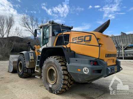 Kerekes rakodó 2022 Liebherr L 550 (7)