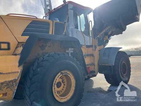 Kerekes rakodó 2011 Liebherr L 580 2plus2 (1)