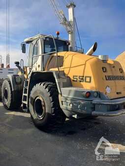 Kerekes rakodó 2013 Liebherr L 550 2plus2 (8)