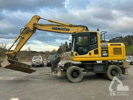Koparki kołowe 2019 Komatsu PW 180-10 (6)