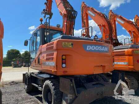 Kerekes kotrógép 2016 Doosan DX 160 W-3 (8)