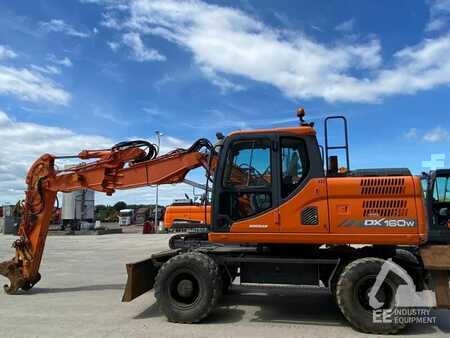Kerekes kotrógép 2016 Doosan DX 160 W-3 (5)