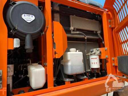Kerekes kotrógép 2016 Doosan DX 160 W-3 (6)