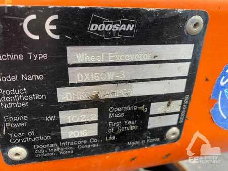 Kerekes kotrógép 2016 Doosan DX 160 W-3 (8)
