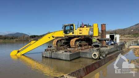 Escavatori cingolati 2013 Komatsu PC 700 LC-8E0 (4)