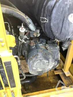 Escavatori cingolati 2013 Komatsu PC 700 LC-8E0 (6)