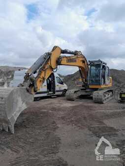 Korečková rýpadla 2013 Liebherr R 906 LC LITRONIC (9)